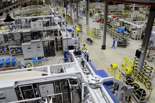 創(chuàng)新引領(lǐng)行業(yè)變革，通用股份榮獲“杰出標(biāo)桿企業(yè)”殊榮